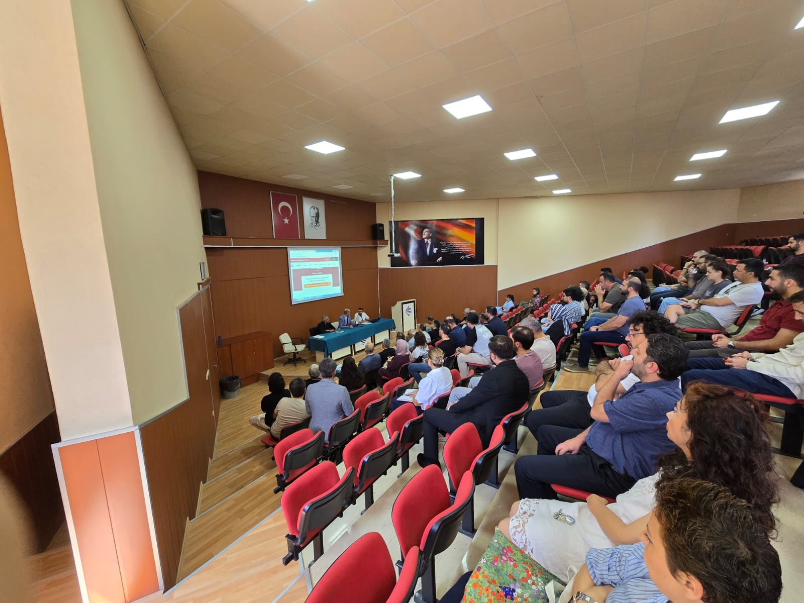 Fakültemizde Dönem Başı Akademik Kurul Toplantısı Gerçekleştirildi